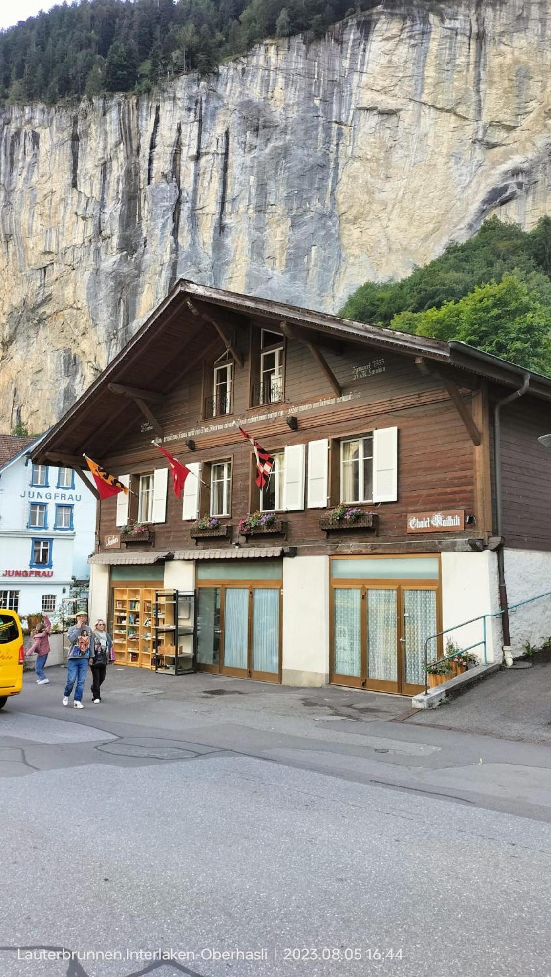 Chalet Maithili Lauterbrunnen -152-Year-Old Majestic Chalet Exterior photo