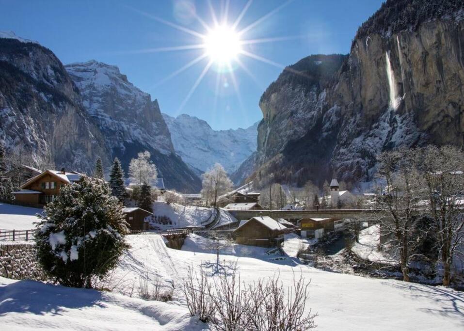 Chalet Maithili Lauterbrunnen -152-Year-Old Majestic Chalet Exterior photo