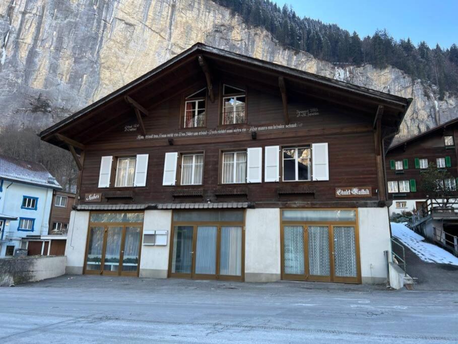 Chalet Maithili Lauterbrunnen -152-Year-Old Majestic Chalet Exterior photo
